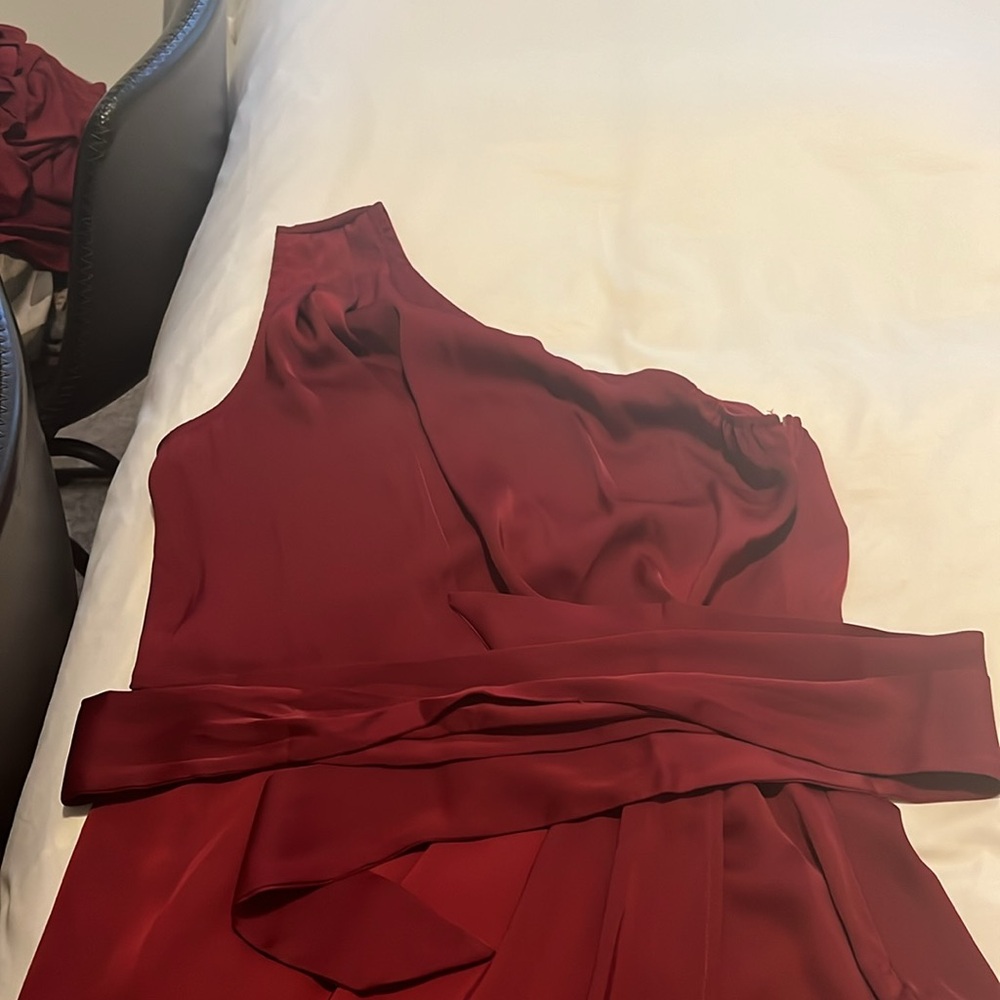 Dress - Picture 2 of 3